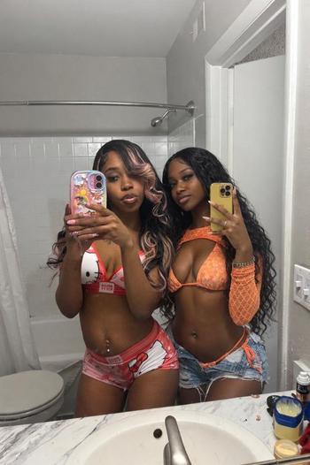 541-985-9619, 23  female escort, Clarksville