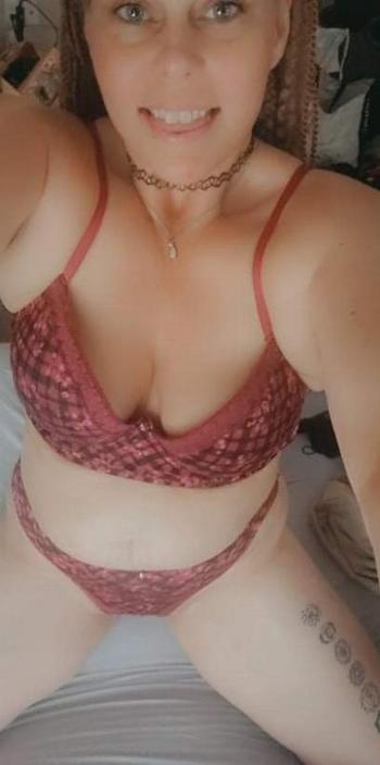 915-302-3959, 29  female escort, Clarksville