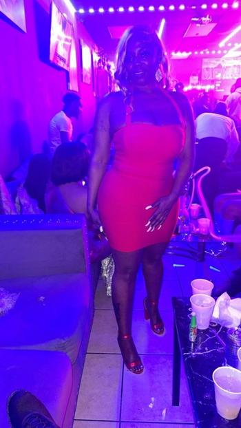 DIMPLES , 38  female escort, Clarksville