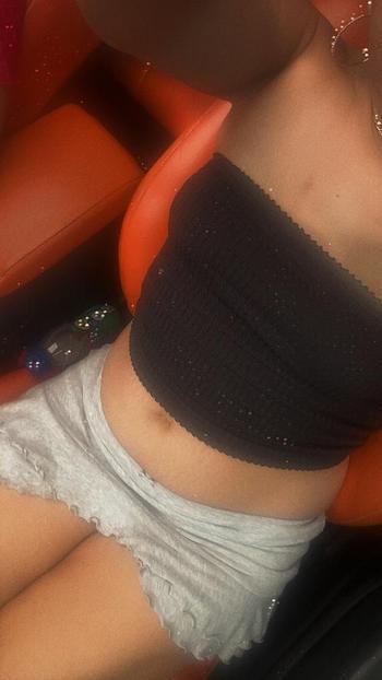 SlimThickems, 34  female escort, Clarksville