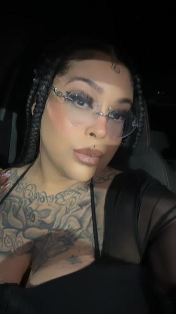 Mercie , 26  female escort, Clarksville