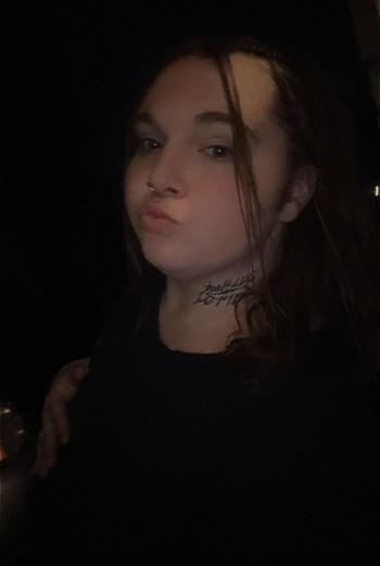 Carly, 24  female escort, Clarksville